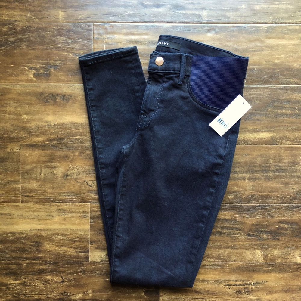 NWT J Brand Skinny  maternity Jeans
